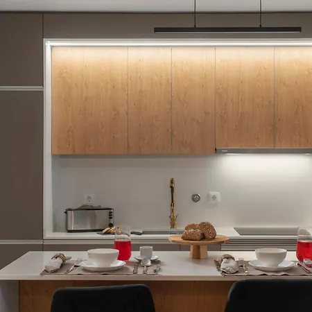 Uptown Ii By An Island Apartamento