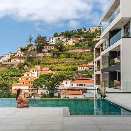 Uptown Ii By An Island