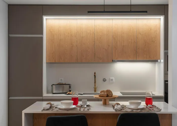 Uptown Ii By An Island דירה