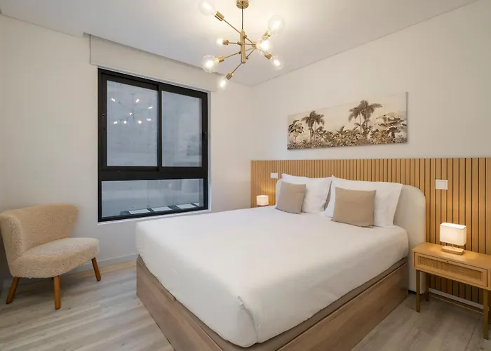 Uptown Ii By An Island דירה פונשל