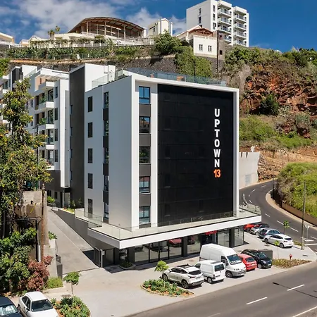 Apartment Uptown Ii By An Island